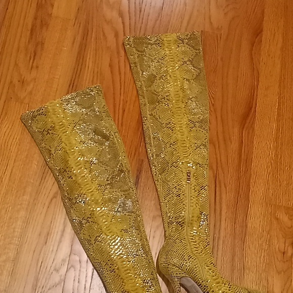 Thigh high beautiful sexy boots - Picture 3 of 10